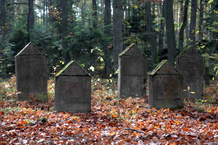 Cmentarz wojenny w Pawlikowicach